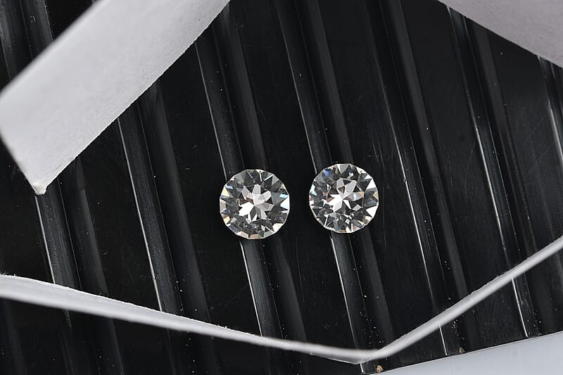 White Crystal by Swarovski (Rnd 5.5 mm) 0.82 ctw Loose Gemstone