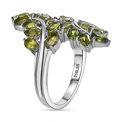 Hebei Peridot 4.20 ctw Ring in Stainless Steel (Size 8.0)