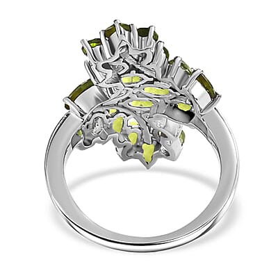 Hebei Peridot 4.20 ctw Ring in Stainless Steel (Size 8.0)