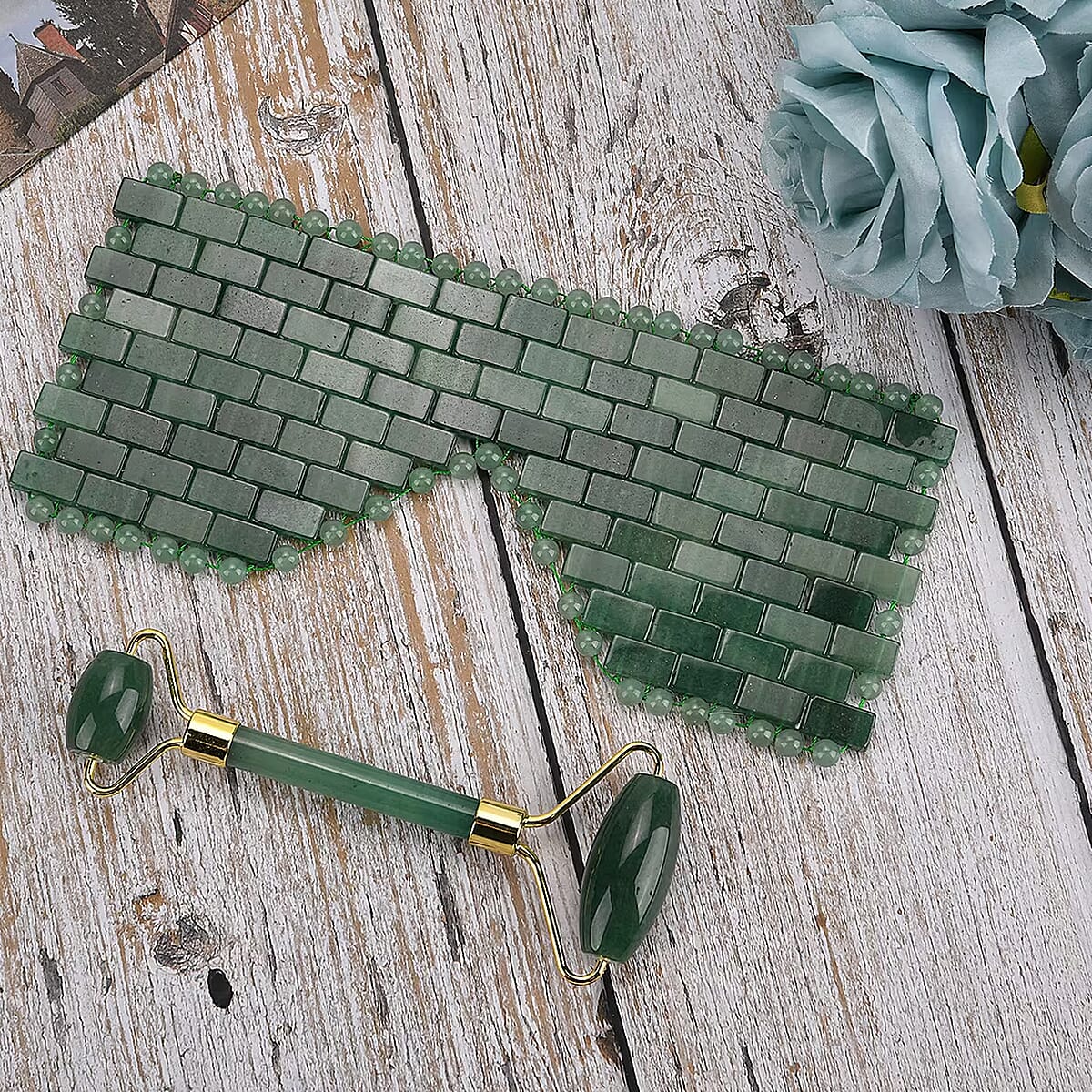 Green Aventurine Eye Mask with Face Roller image number 1