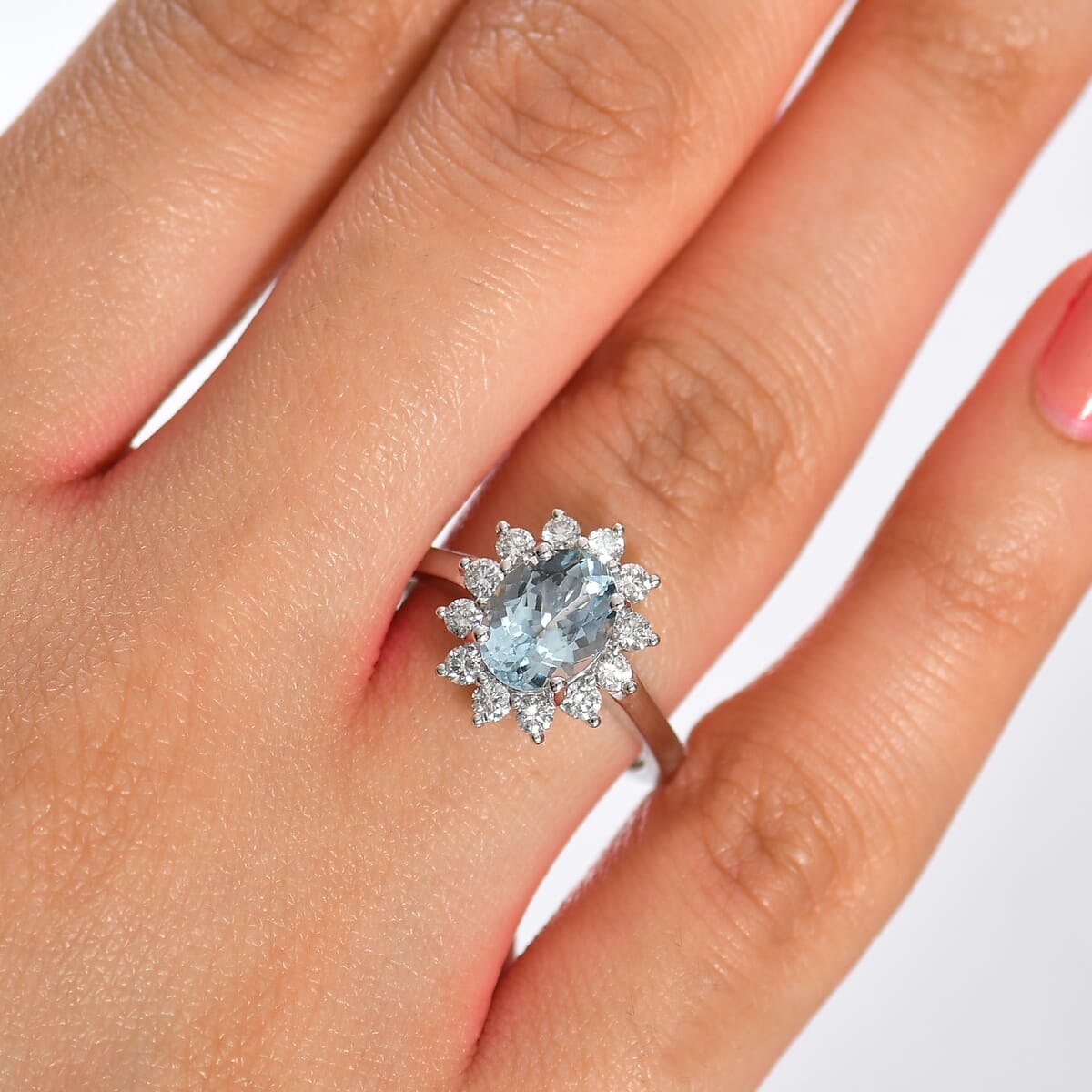 AAA Mangoro Aquamarine and Luxuriant Lab Grown Diamond G-H SI 2.18 ctw Ring in 10K White Gold (Size 6.0) image number 2