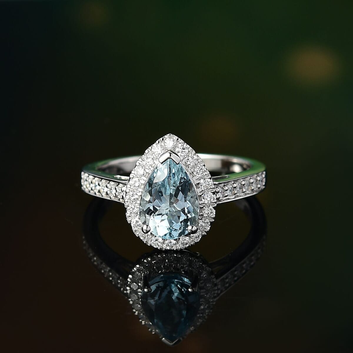 Certified & Appraised AAA Mangoro Aquamarine and Luxuriant Lab Grown Diamond G-H SI 2.02 ctw Ring in 10K White Gold (Size 6.0) (Del in 12 -15 Days) image number 1