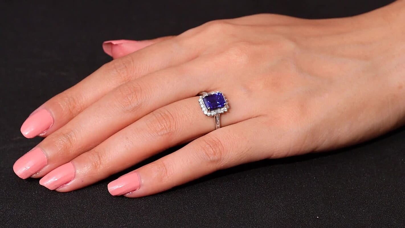 Certified & Appraised Rhapsody 950 Platinum AAAA Tanzanite, Diamond (E-F, VS) (0.58 cts) Ring (Size 10.0) (6 g) (Del. in 10-15 Days) 3.44 ctw