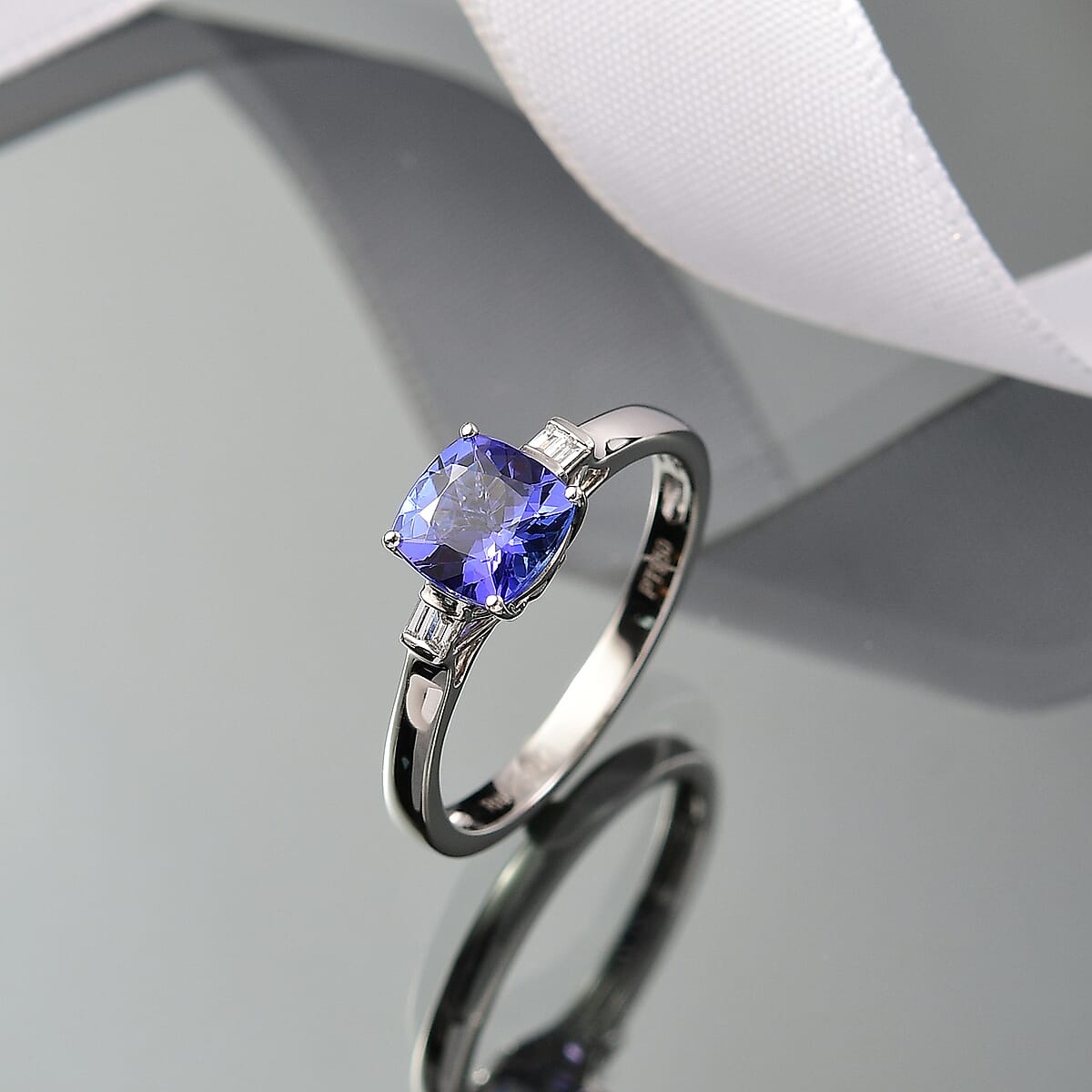 Certified & Appraised Rhapsody AAAA Tanzanite and E-F VS Diamond 1.55 ctw Ring in 950 Platinum (Size 10.0) 4.87 Grams (Del. in 10-15 Days) image number 1