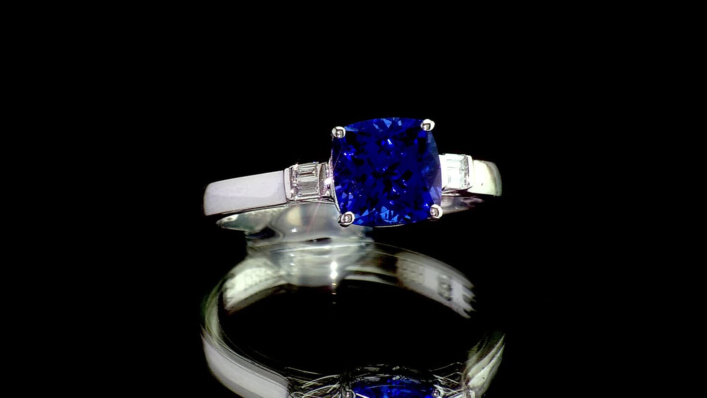 Certified & Appraised Rhapsody 950 Platinum AAAA Tanzanite, Diamond (E-F, VS) Ring (4.87 g) (Del. in 10-15 Days) 1.55 ctw