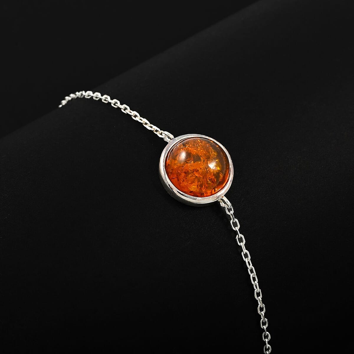 Baltic Amber Round Bracelet in Sterling Silver (6.00 In) image number 1