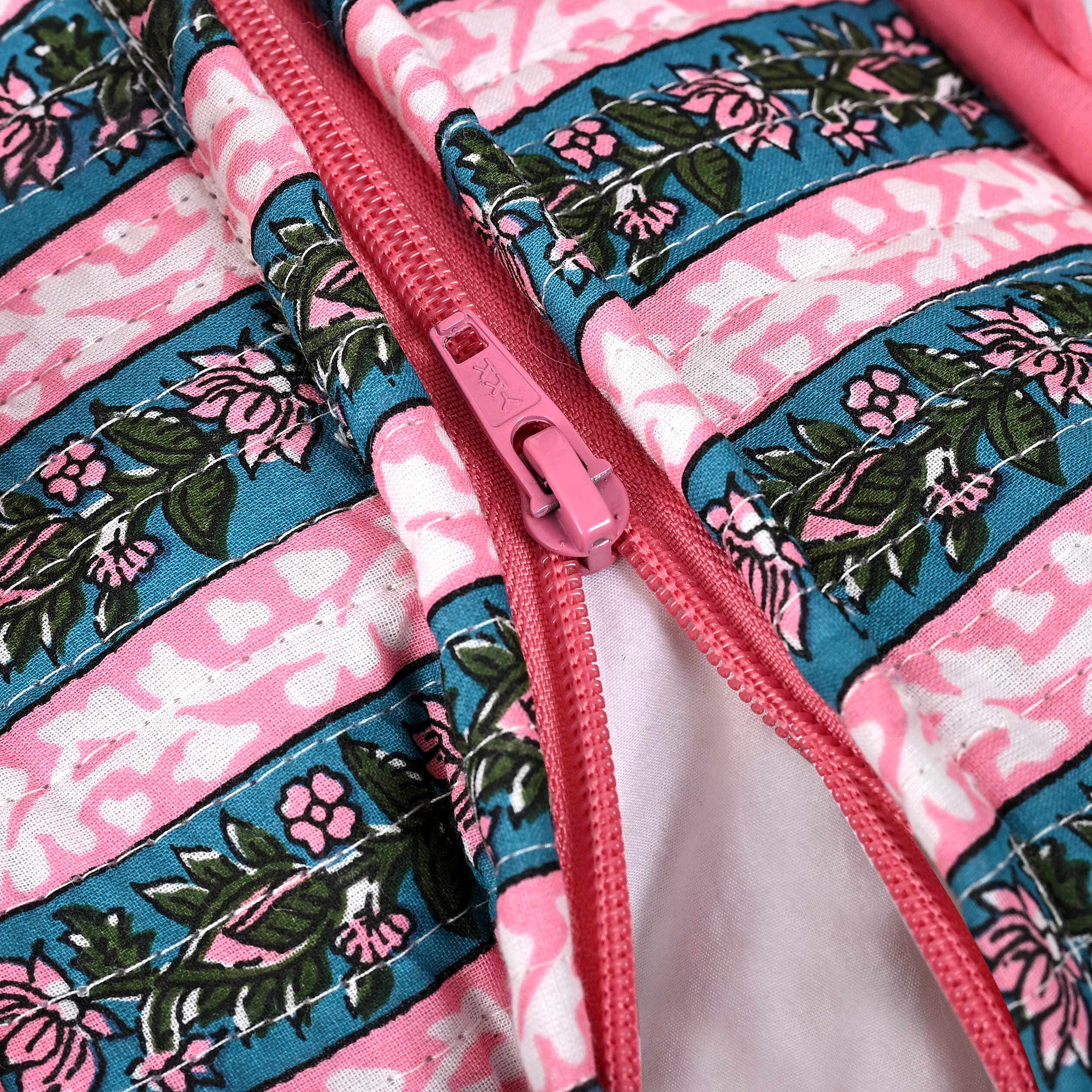 Teal & Pink - Product card gallery slide 3 (10146458796315)