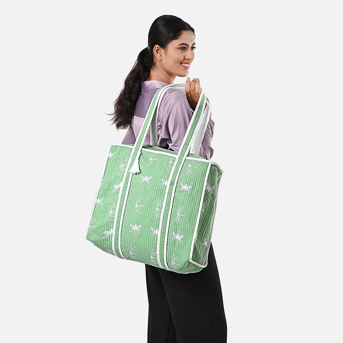 Green Quilted Cotton & Polyester Tote Bag image number 3