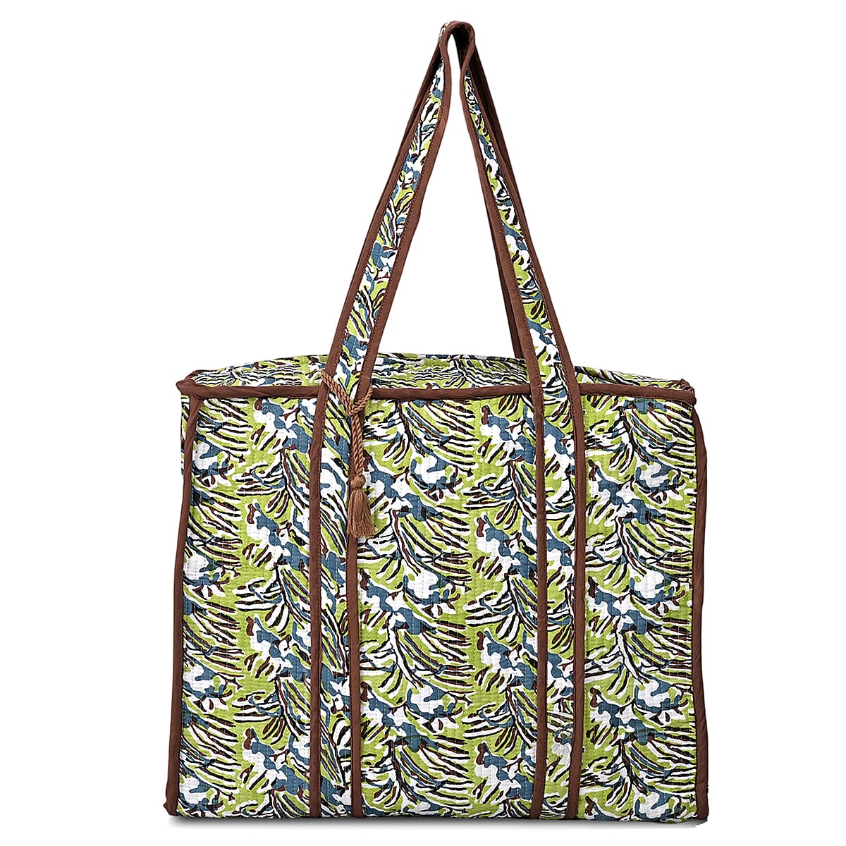 Green Floral Quilted Cotton & Polyester Tote Bag image number 0