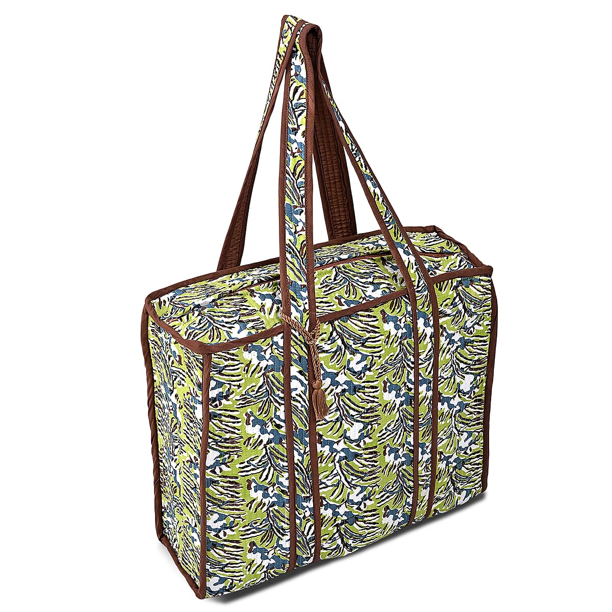 Green Floral Quilted Cotton & Polyester Tote Bag image number 4