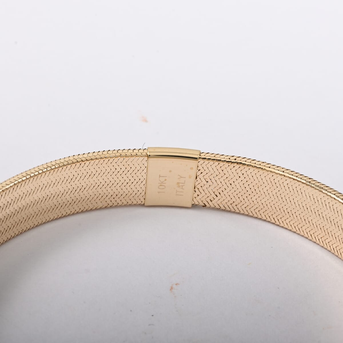 Italian 8mm Flex Greek Key Stretch Bracelet in 10K Yellow Gold (7.0-8.0In) 2.25 Grams image number 2