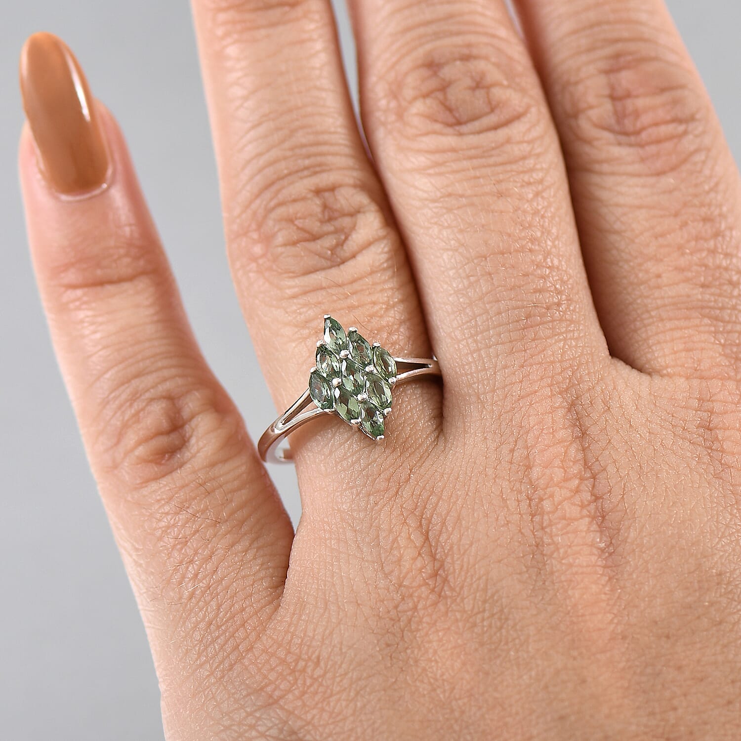 D'Joy Malagasy Pine Apatite 0.90 ctw Cluster Ring in Rhodium Over Sterling Silver (Size 10.0)