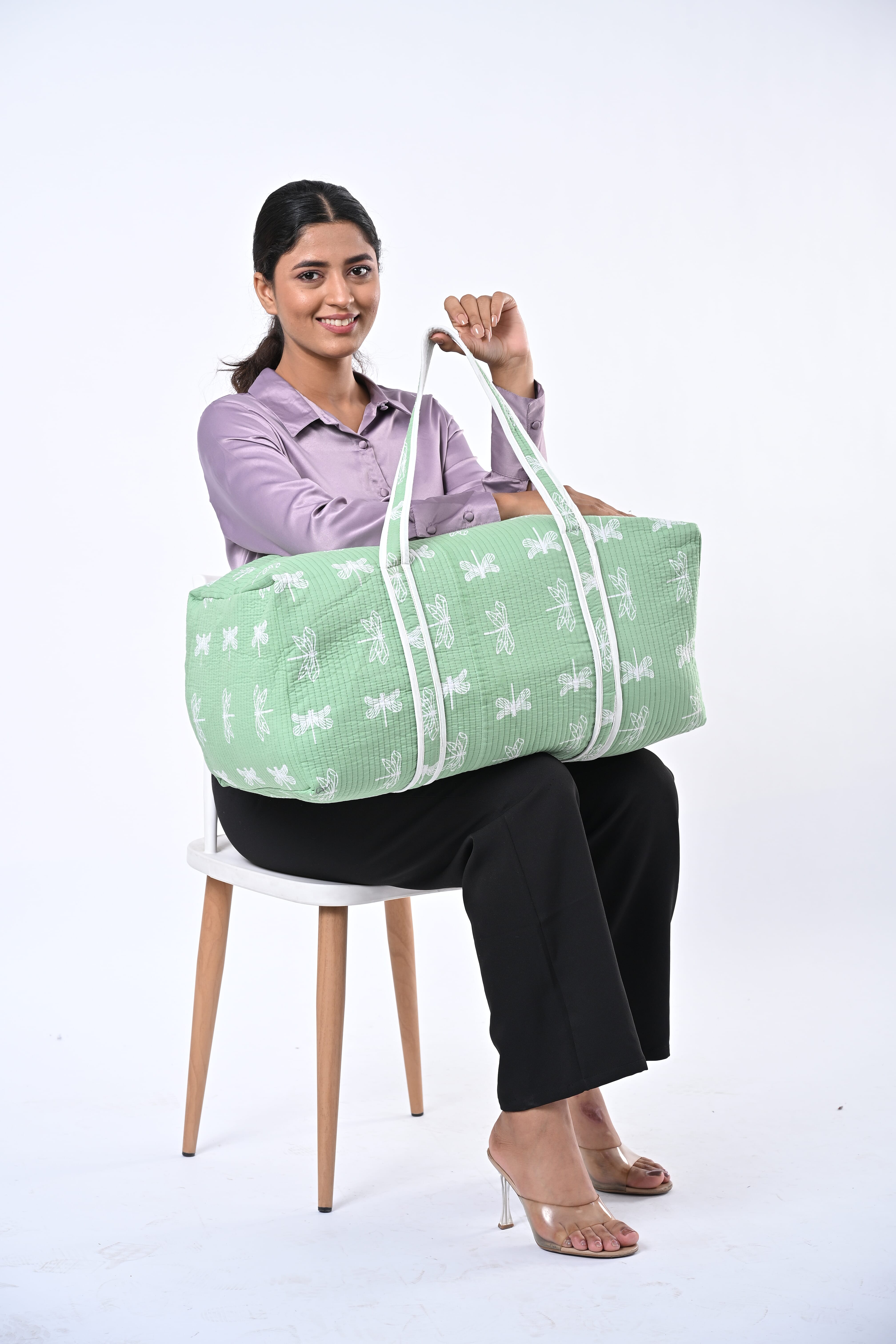 Green Quilted Cotton & Polyester Bag with Zipper Closure