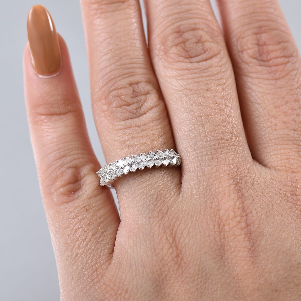 D'Joy Diamond 0.25 ctw Art Deco Ring in Rhodium Over Sterling Silver (Size 8.0)  image number 2