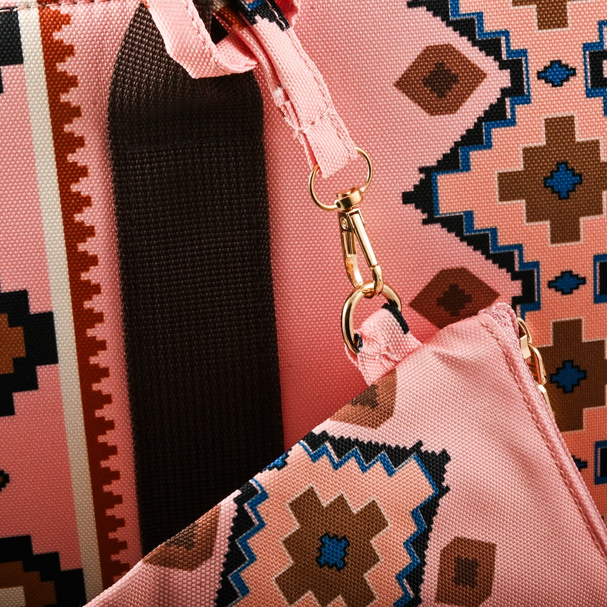 Pink Charming Bohemian Pattern Set of Tote Bag and Wrist Bag image number 3