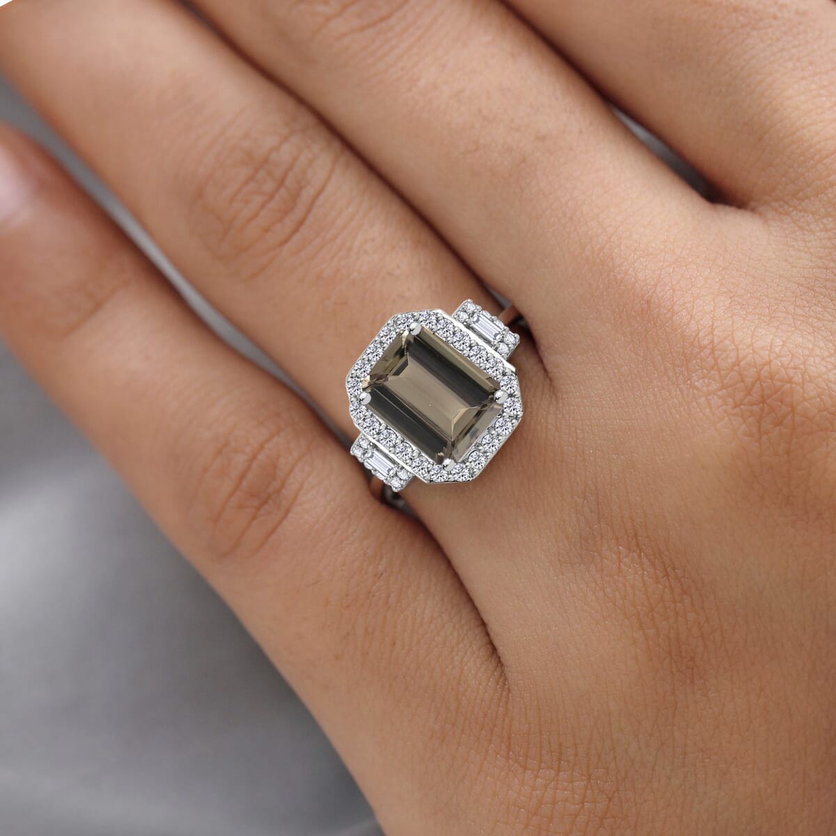 Luxoro AAA Turkizite and G-H I2 Diamond Ring in 14K White Gold (Size 10.0) 4.33 ctw image number 1