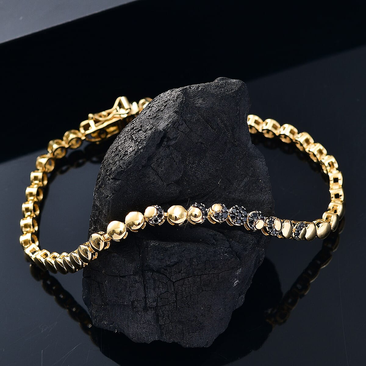 GP Thai Black Spinel 0.30 ctw Bracelet in 18K Vermeil Yellow Gold Over Sterling Silver (7.00 In) image number 1