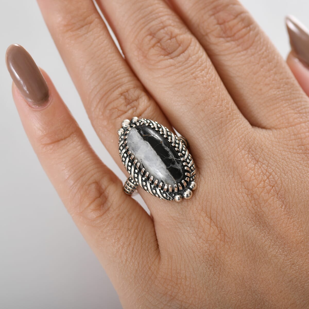 D'Joy Artisan Crafted White Buffalo 10.50 ctw Native American and Southwestern Ring in Sterling Silver (Size 7.0) image number 2