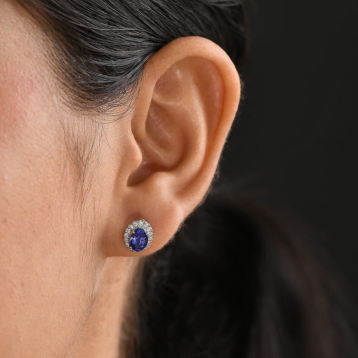 Certified & Appraised Rhapsody AAAA Tanzanite and E-F VS Diamond 2.27 ctw Stud Earrings in 950 Platinum (Del. in 10-15 Days) image number 2