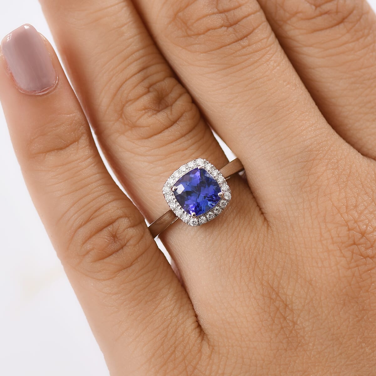 Certified & Appraised Rhapsody AAAA Tanzanite and E-F VS Diamond 3.21 ctw Halo Ring in 950 Platinum (Size 9.0) 5.10 Grams (Del. in 7-10 Days) image number 2