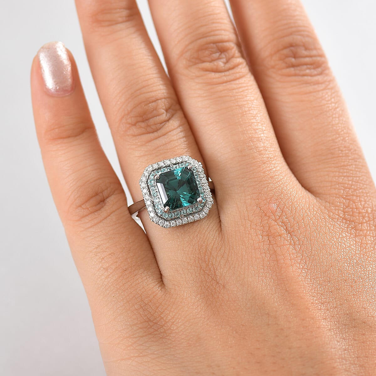 Certified & Appraised Rhapsody AAAA Lagoon Tourmaline, Paraiba Tourmaline and E-F VS2 Diamond 6.15 ctw Ring in 950 Platinum (Size 8.0) 9.40 Grams image number 2