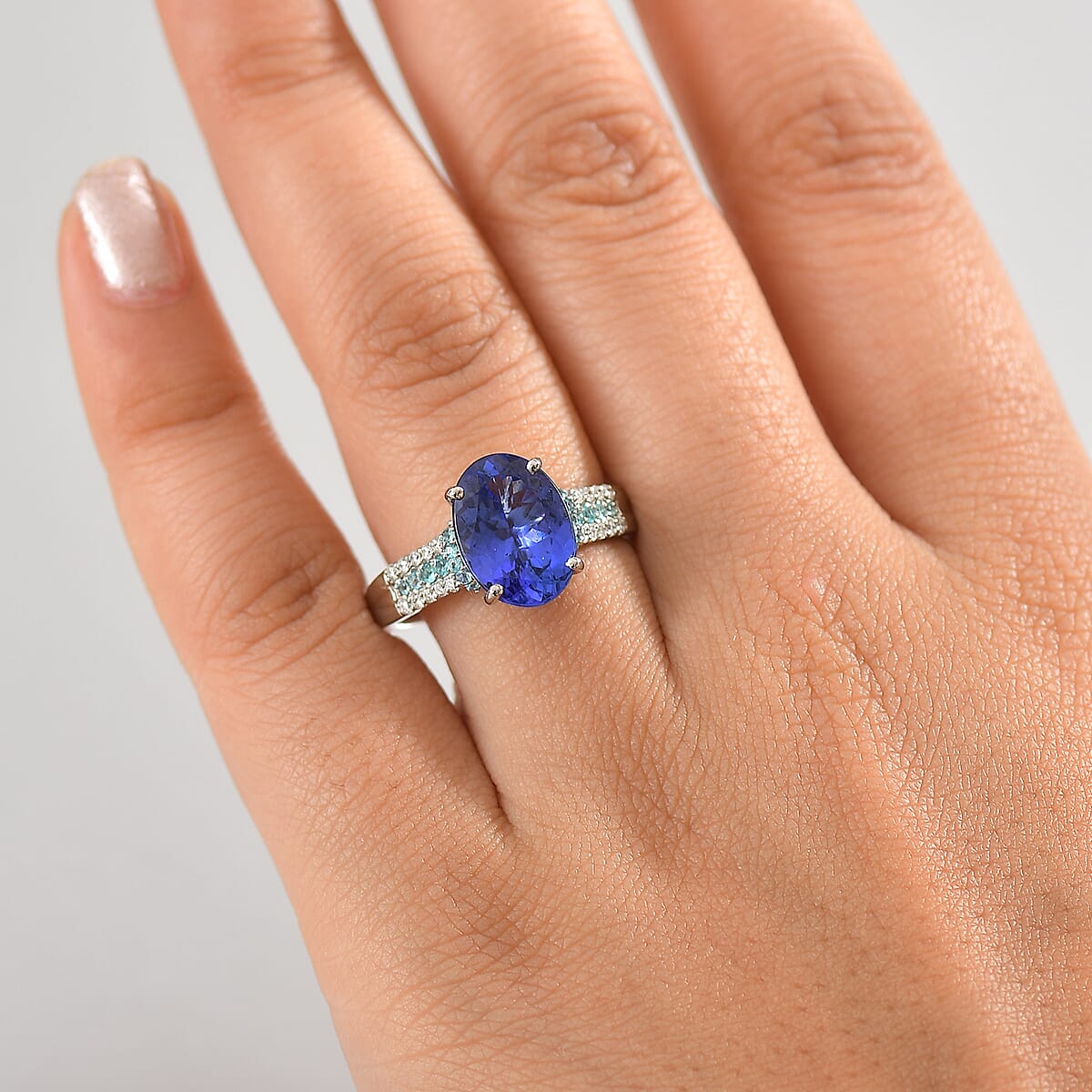 Certified & Appraised Rhapsody AAAA Tanzanite, Paraiba Tourmaline and E-F VS2 Diamond 5.15 ctw Ring in 950 Platinum (Size 7.0) 6.50 Grams image number 2