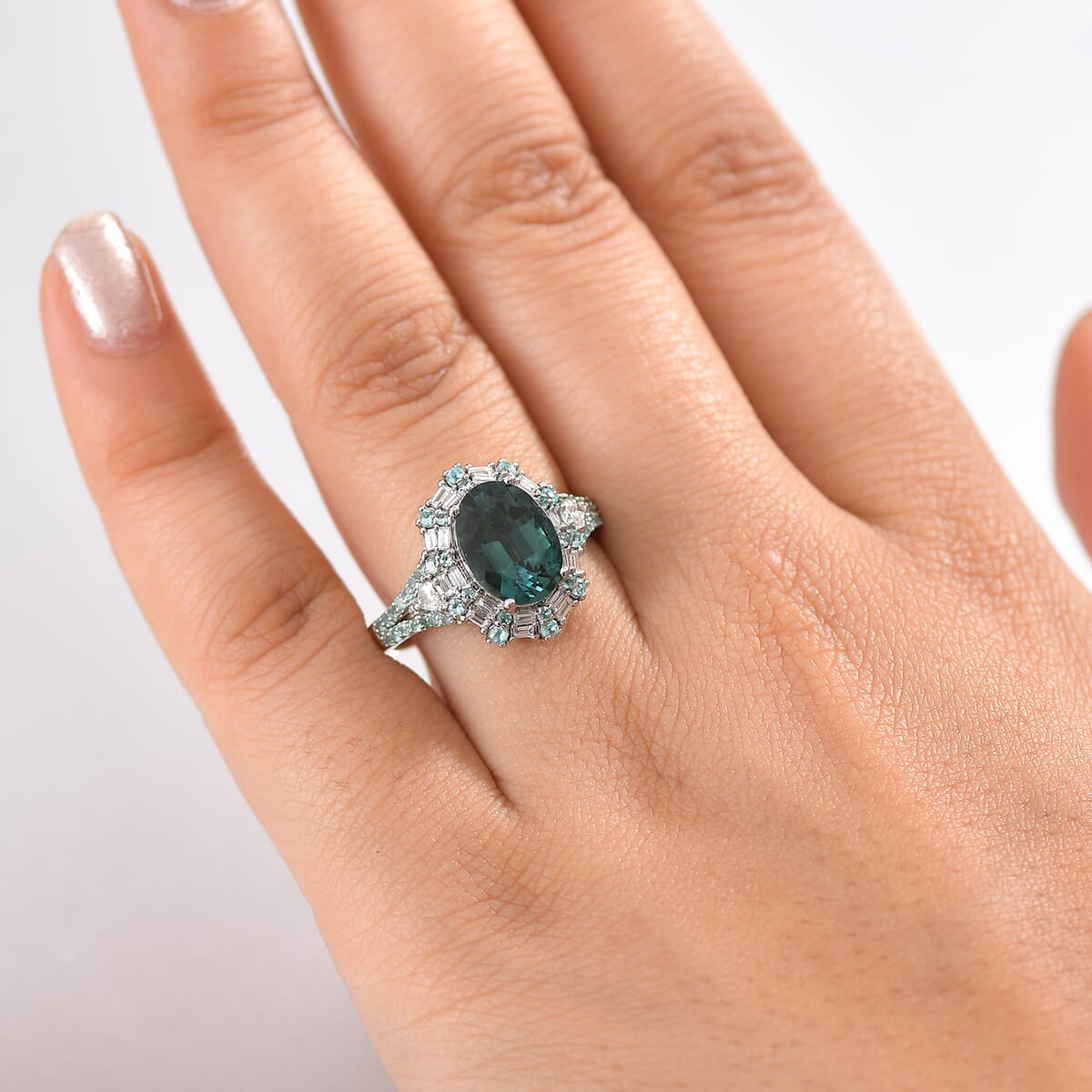 Rhapsody 950 Platinum AAAA Pirineu Lagoon Tourmaline, Paraiba Tourmaline and Diamond (E-F, VS2) (0.45 cts) Ring (Size 9.5) (9 g) 4.40 ctw image number 2