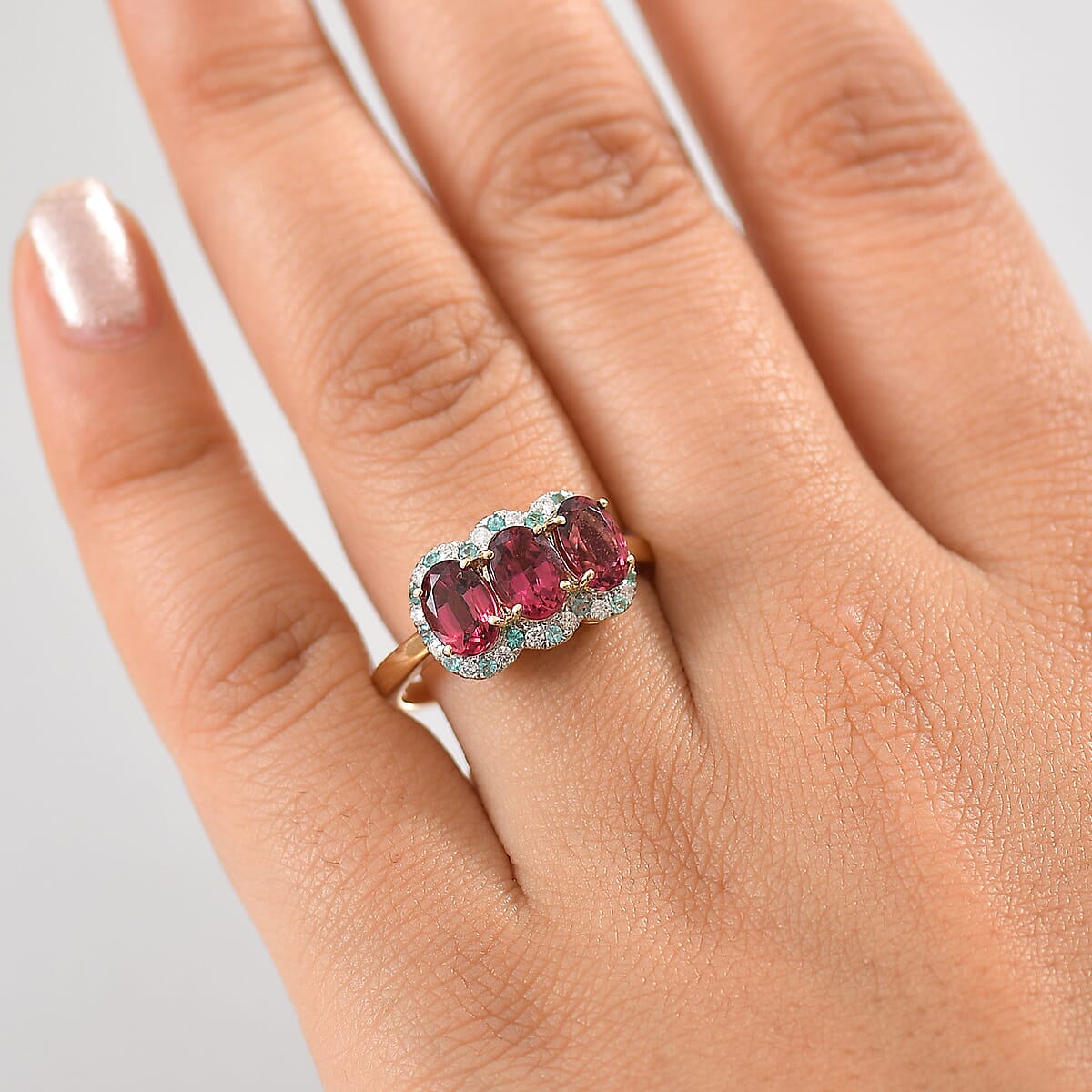 Certified & Appraised Luxoro AAA Ouro Fino Rubellite, Paraiba Tourmaline and G-H I2 Diamond 3.00 ctw Ring in 10K Yellow Gold (Size 8.0) image number 2