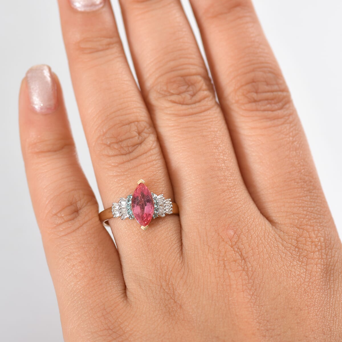 Certified & Appraised Luxoro 14K Yellow Gold AAAA Padparadscha Sapphire, Paraiba Tourmaline and Diamond (G-H, I2) Ring (Size 7.0) 2.00 ctw image number 2