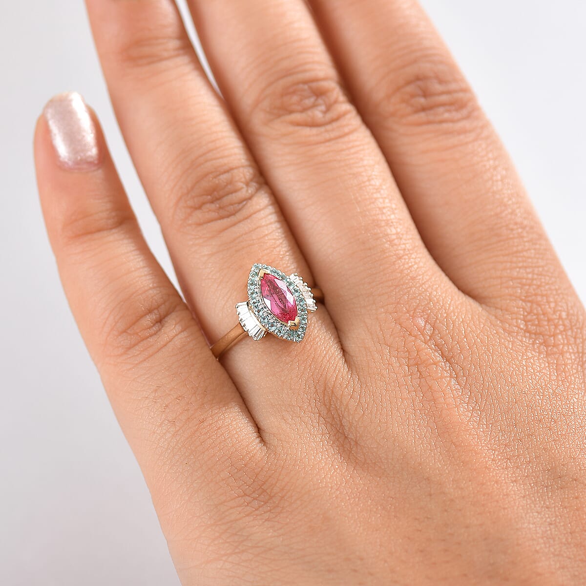 Certified & Appraised Luxoro AAAA Padparadscha Sapphire, Paraiba Tourmaline and G-H I2 Diamond 1.55 ctw Ring in 14K Yellow Gold (Size 8.0) image number 2