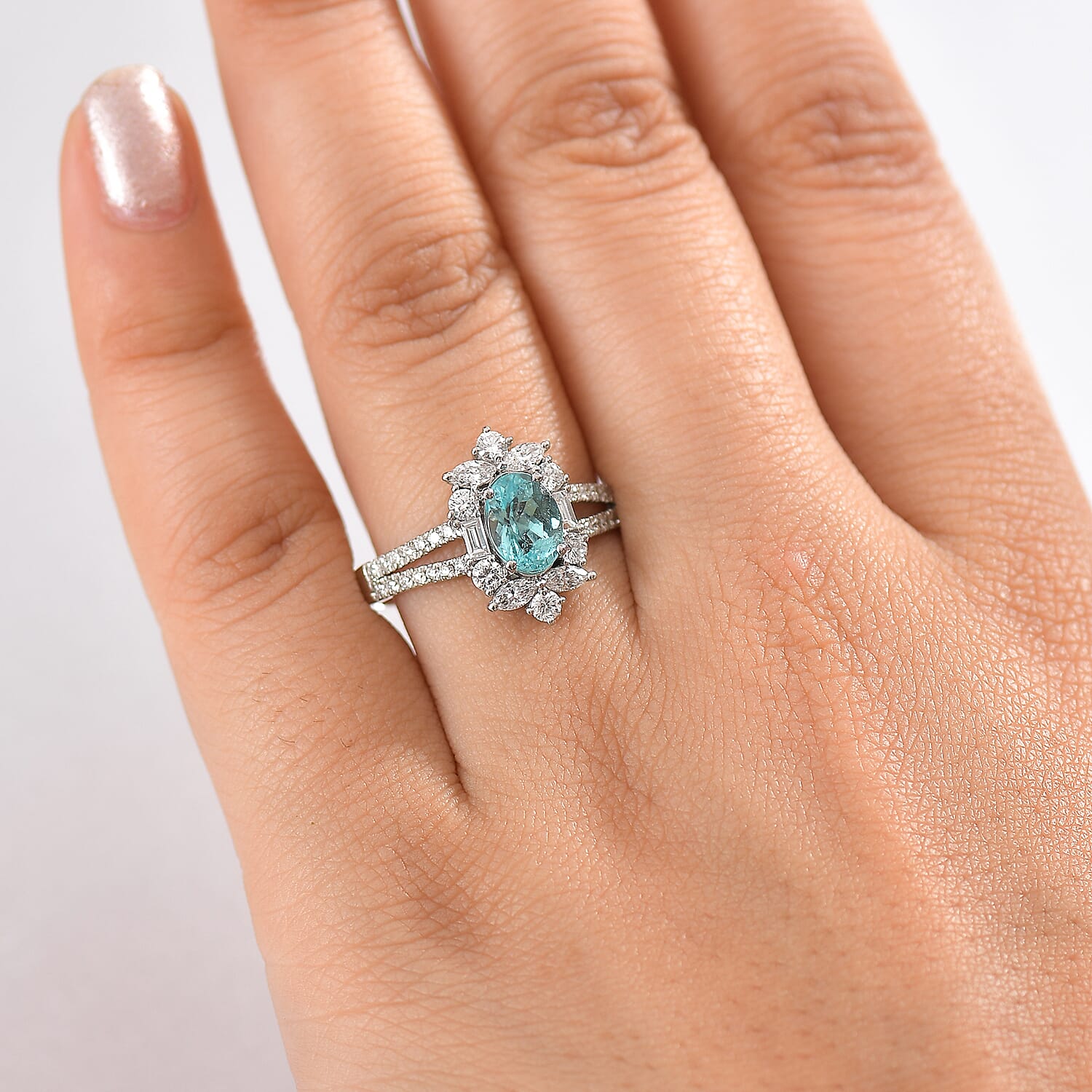 Rhapsody 950 Platinum AAAA Paraiba Tourmaline, Diamond (E-F, VS2) (1.30 cts) Ring (Size 8.0) (6.70 g) 2.65 ctw