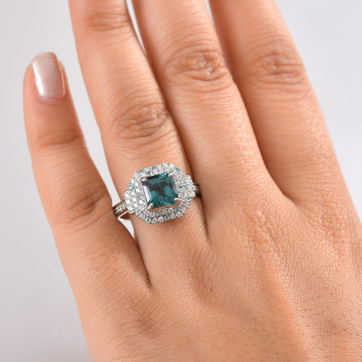 Certified & Appraised Rhapsody AAAA Asscher Cut Pirineu Lagoon Tourmaline, Paraiba Tourmaline and E-F VS2 Diamond 3.50 ctw Ring in 950 Platinum 8.10 Grams image number 2