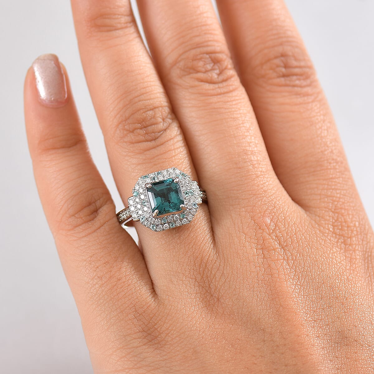 Rhapsody 950 Platinum AAAA Asscher Cut Pirineu Lagoon Tourmaline, Paraiba Tourmaline and Diamond (E-F, VS2) (0.60 cts) Ring (Size 9.5) (8.10 g) 3.50 ctw image number 2