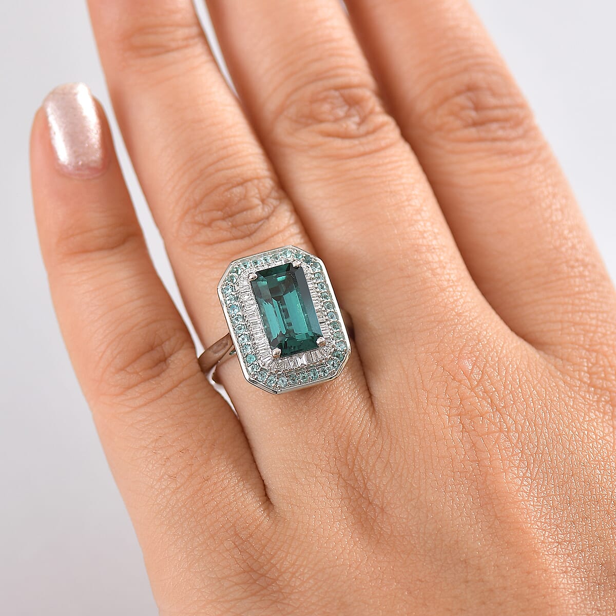 Certified & Appraised Rhapsody 950 Platinum AAAA Pirineu Lagoon Tourmaline, Paraiba Tourmaline and Diamond (E-F, VS2) Ring (Size 9.0) 5.31 ctw image number 2
