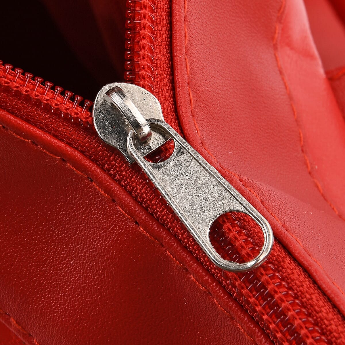 Doorbuster Red Patchwork Sheep Leather Crossbody Bag with Shoulder Strap image number 6