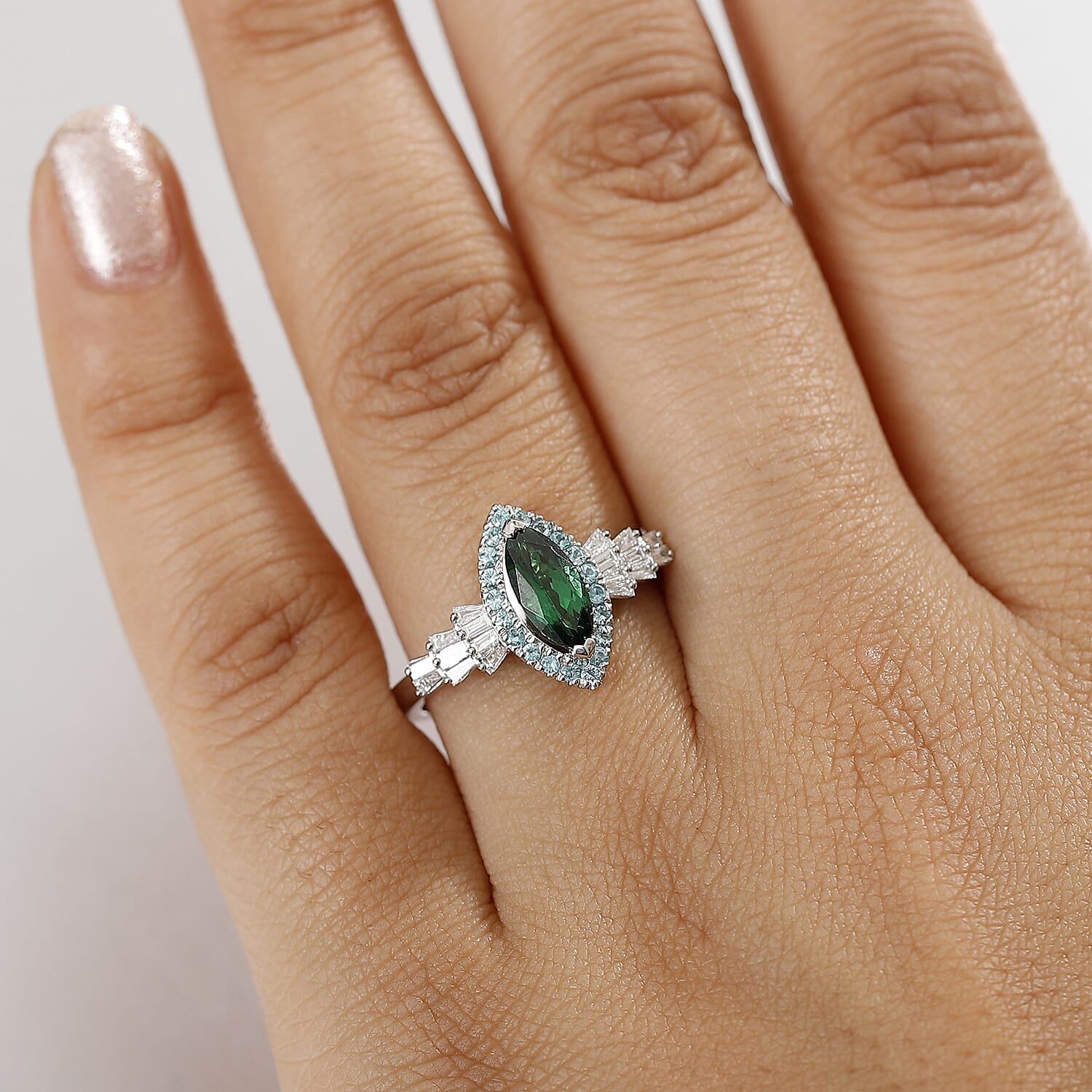Certified & Appraised Rhapsody AAAA Tsavorite Garnet, Paraiba Tourmaline and E-F VS2 Diamond 1.50 ctw Ring in 950 Platinum (Size 6.0)