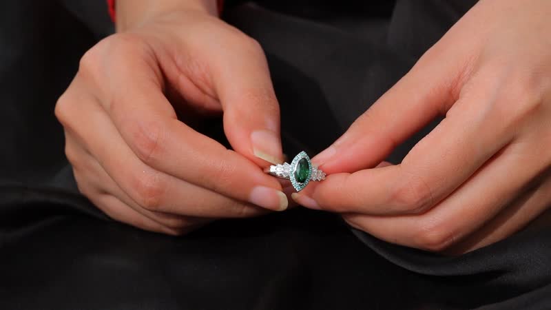 Certified & Appraised Rhapsody 950 Platinum AAAA Tsavorite Garnet, Paraiba Tourmaline and Diamond (E-F, VS2) (0.31 cts) Ring (Size 7.0) 1.50 ctw