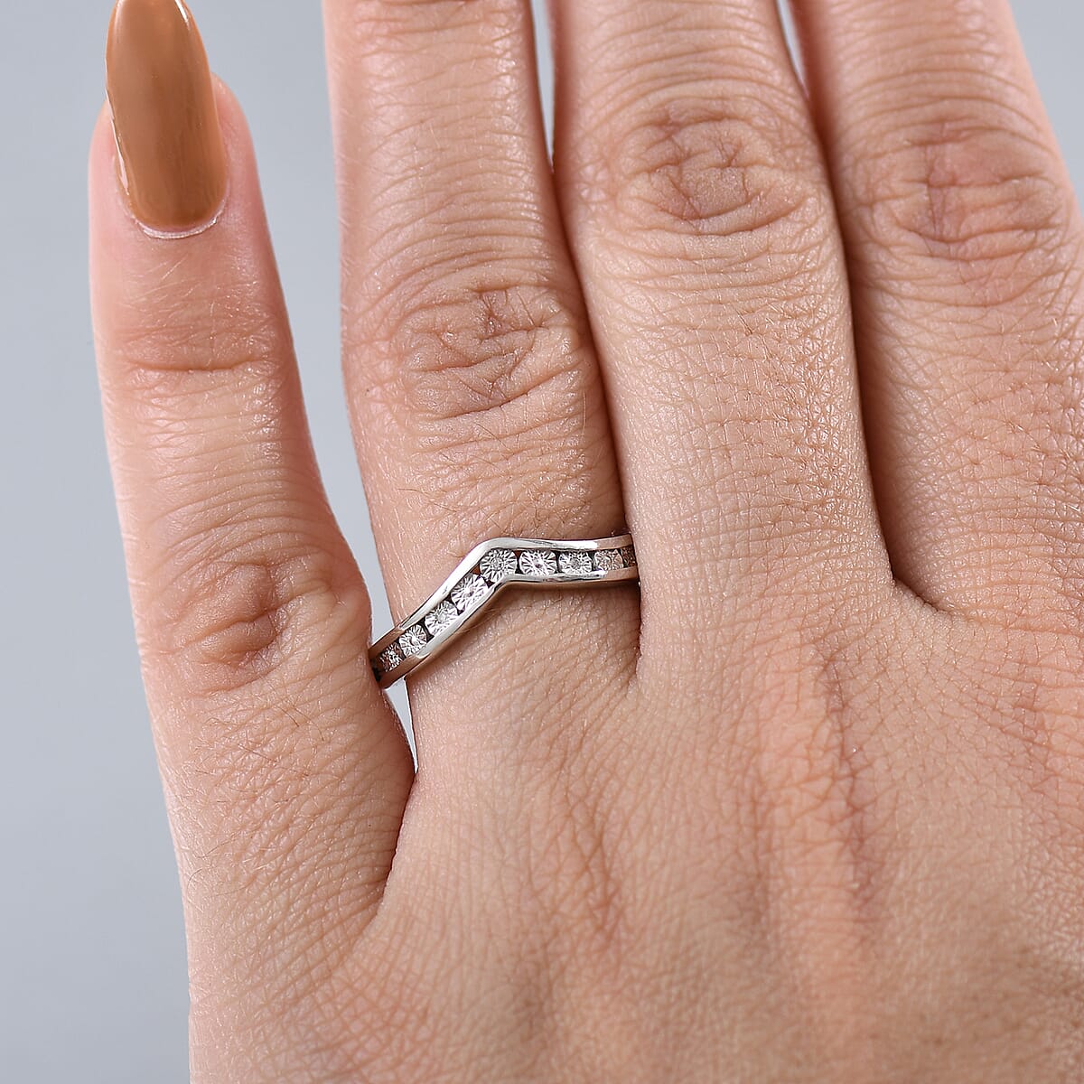 Diamond Band Ring in Platinum Over Sterling Silver (Size 10.0) image number 2