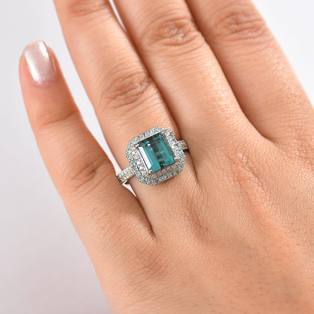 Certified & Appraised Rhapsody AAAA Pirineu Lagoon Tourmaline, Paraiba Tourmaline and E-F VS2 Diamond 5.15 ctw Ring in 950 Platinum (Size 8.0) 8.10 Grams image number 2