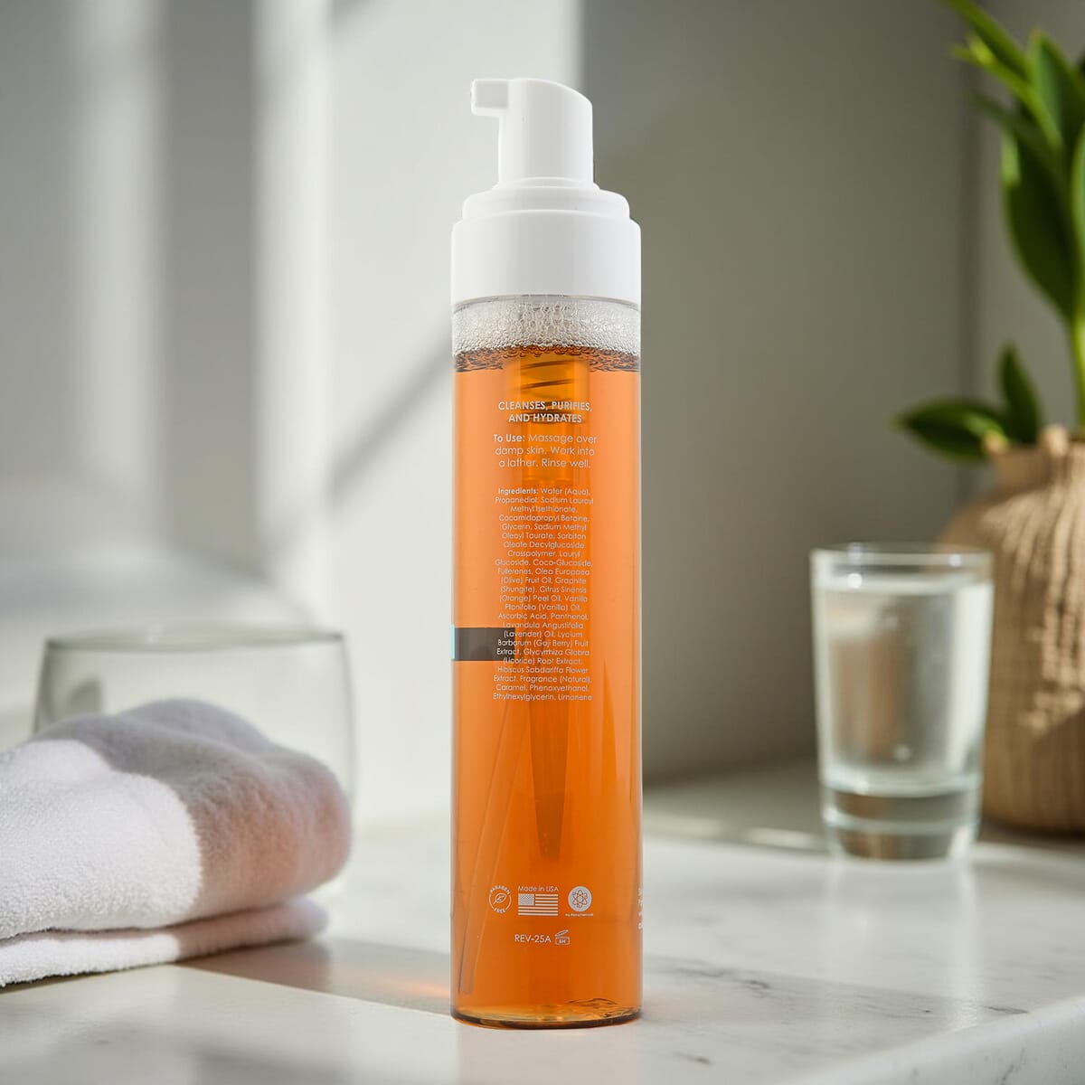 Silk Genesis Shungite Elite C60 Body Wash image number 1