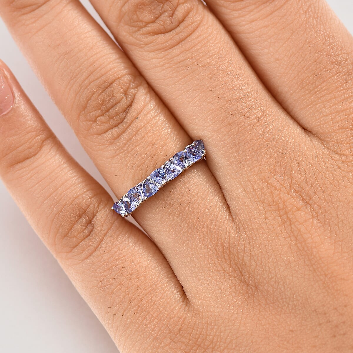 D'Joy Tanzanite 1.20 ctw Ring in Rhodium Over Sterling Silver (Size 8.0) image number 2