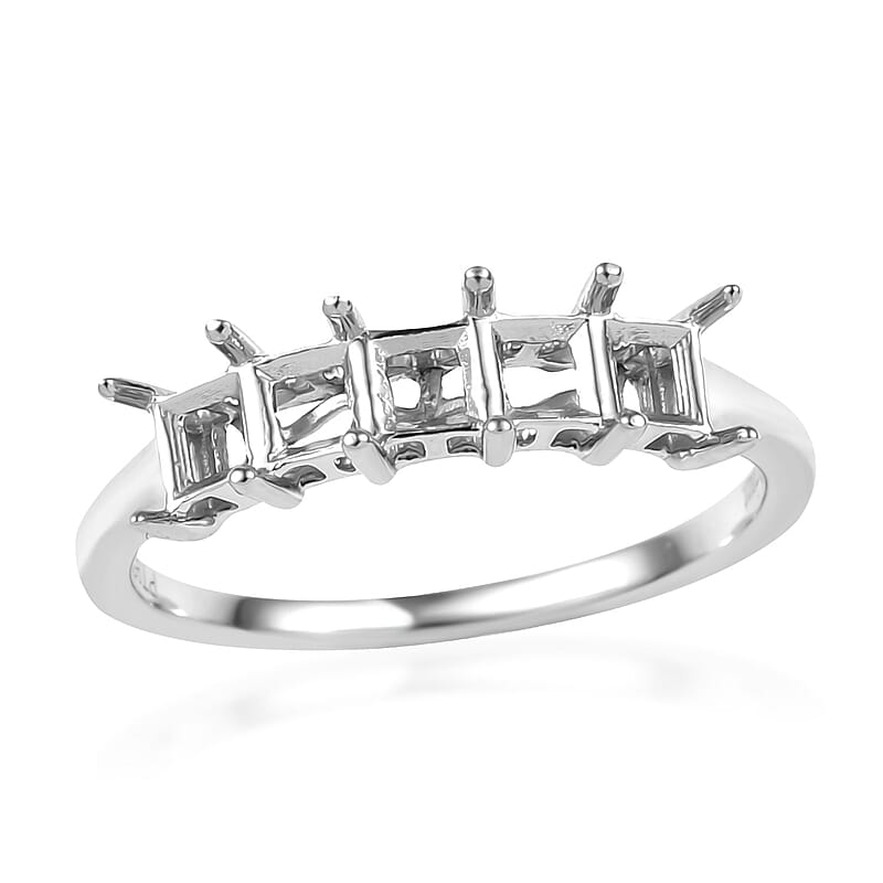 950 Platinum Mounting Ring (Size 7.0) 3.96 Grams