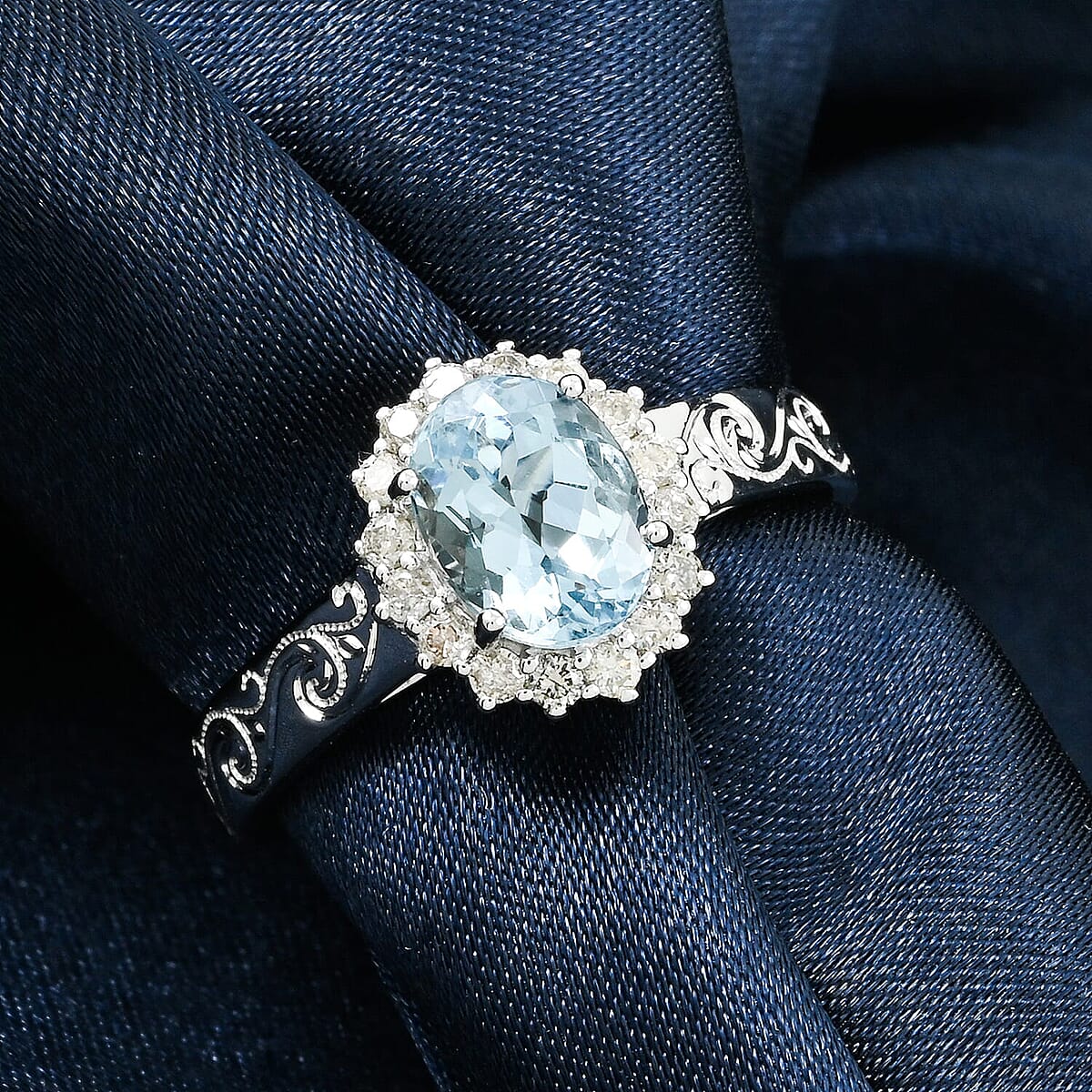 Luxoro 14K White Gold AAA Santamaria Aquamarine, White Diamond (I2) (0.24 cts) Ring (Size 9.5) 1.50 ctw image number 1