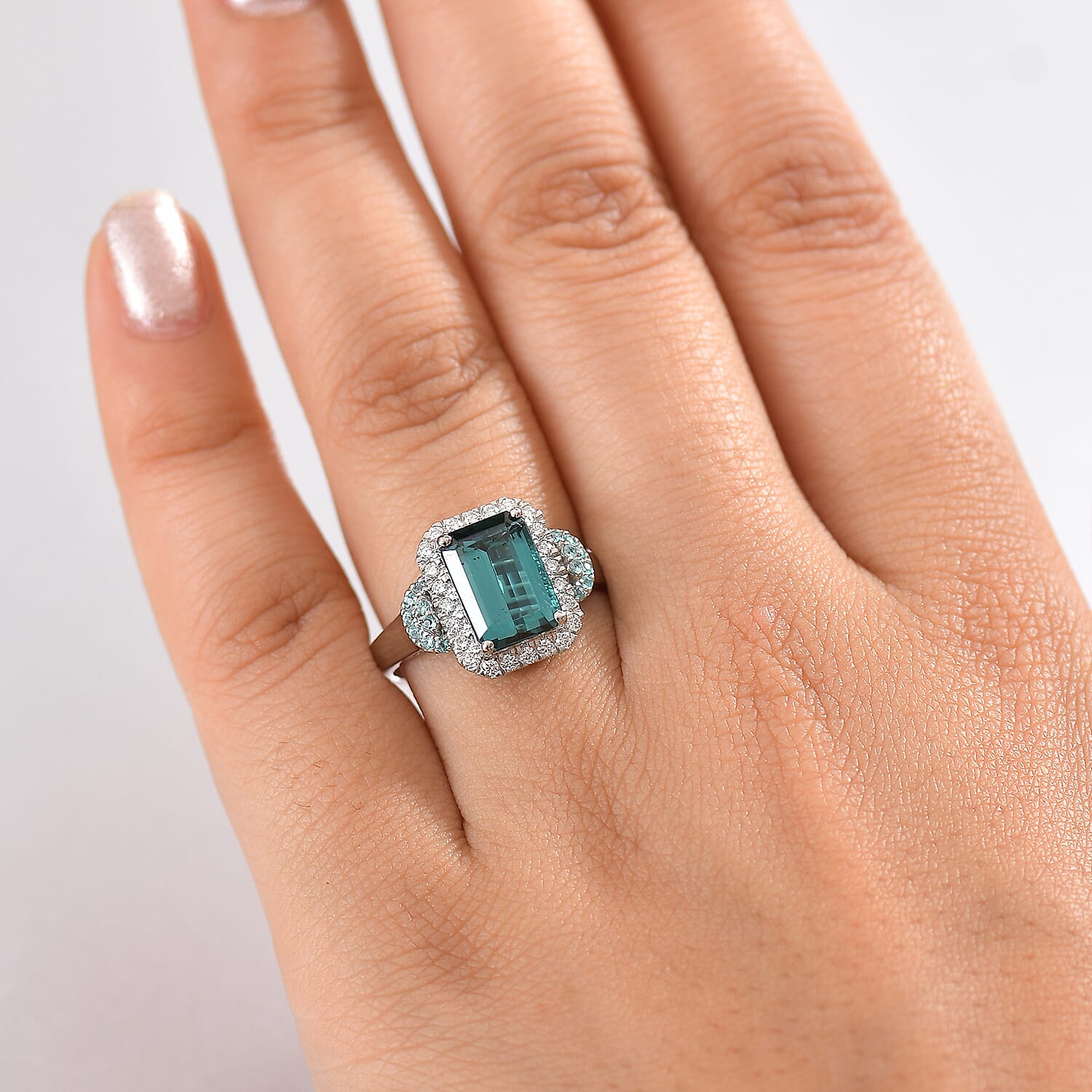 Certified & Appraised Rhapsody 950 Platinum AAAA Lagoon Tourmaline, Paraiba Tourmaline and Diamond (E-F, VS2) (0.41 cts) Halo Ring (Size 10.0) (7.90 g) 4.16 ctw