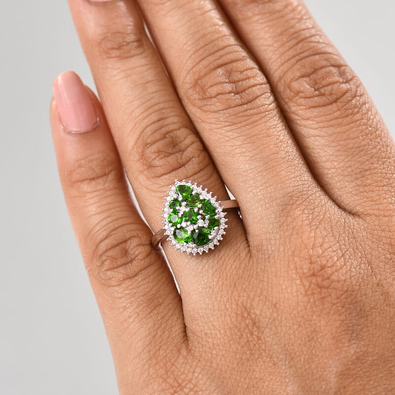 D'Joy Chrome Diopside and White Zircon 1.65 ctw Ring in Rhodium Over Sterling Silver (Size 10.0)