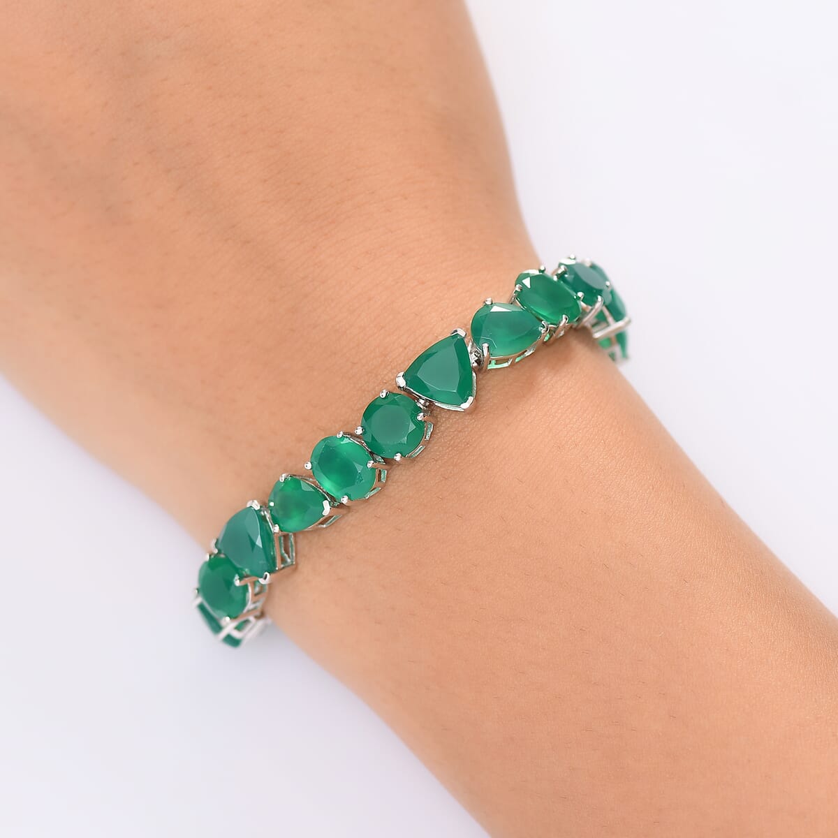 Karis Verde Onyx 41.00 ctw Tennis Bracelet in Platinum Bond (7.25 In) image number 2
