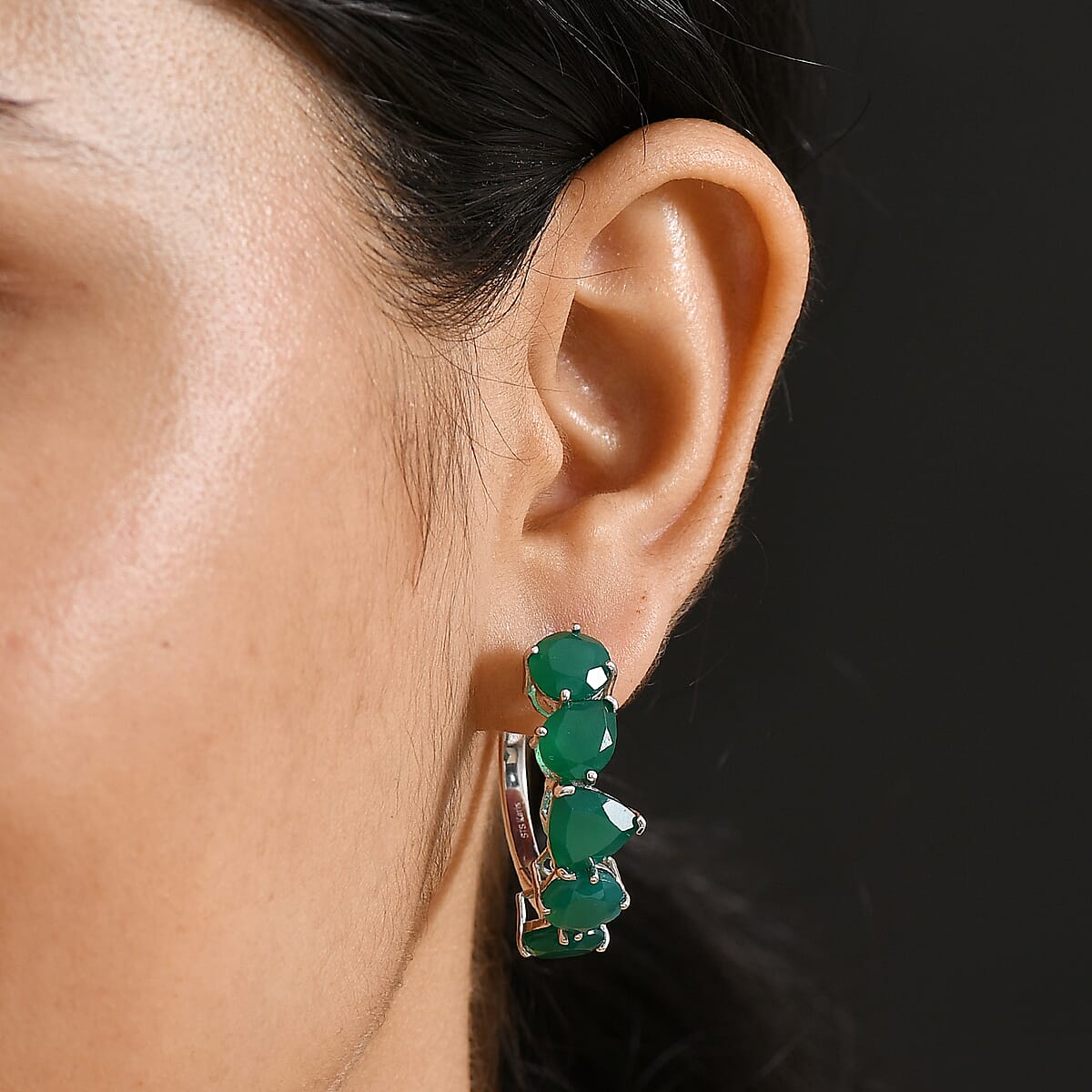Karis Verde Onyx 19.00 ctw Flowing Vines Hoop Earrings in Platinum Bond  image number 2