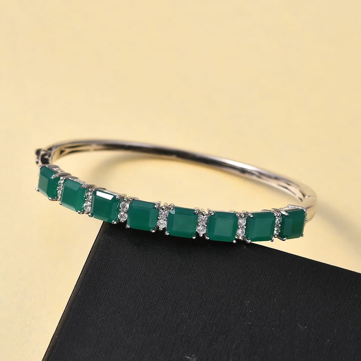 Karis Verde Onyx and White Zircon 15.50 ctw Art Deco Bangle Bracelet in Platinum Bond (7.25 In) image number 1