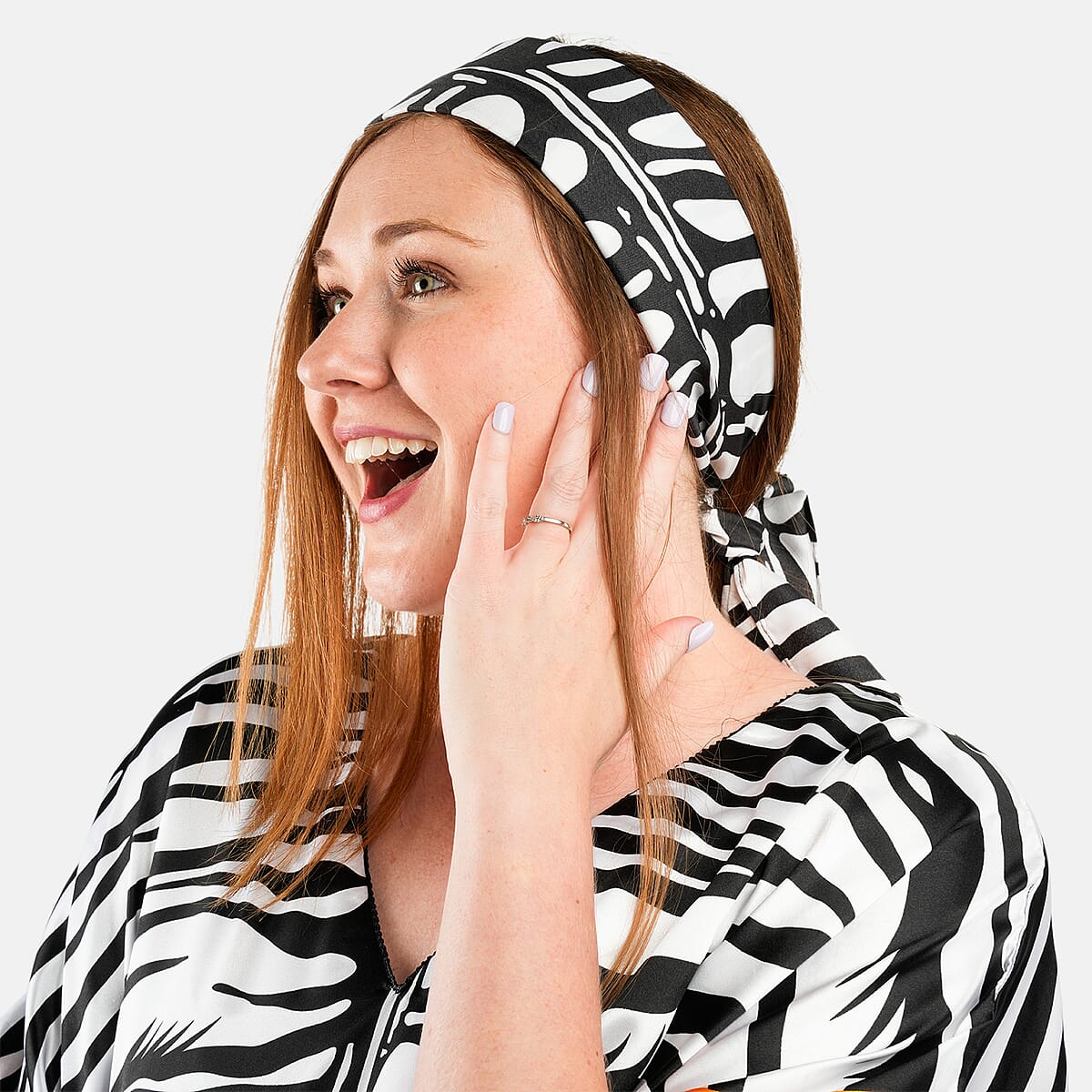 Winlar White Zebra Satin Scarf image number 1