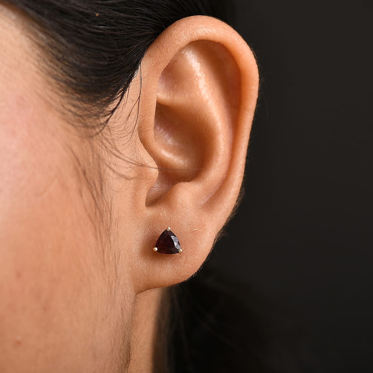 Luxoro AAA Anthill Garnet 1.83 ctw Solitaire Stud Earrings in 10K Yellow Gold  image number 2